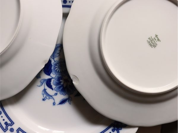 Servizio di piatti in porcellana, Richard Ginori  - Asta La casa classica. Stile intramontabile - Associazione Nazionale - Case d'Asta italiane