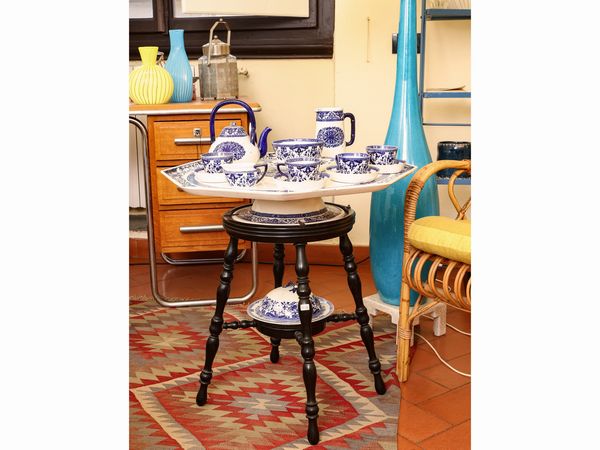 Tavolino Lazy Susan in legno ebanizzato e ceramica Minton  - Asta La casa classica. Stile intramontabile - Associazione Nazionale - Case d'Asta italiane