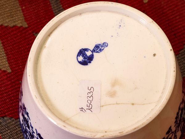 Tavolino Lazy Susan in legno ebanizzato e ceramica Minton  - Asta La casa classica. Stile intramontabile - Associazione Nazionale - Case d'Asta italiane