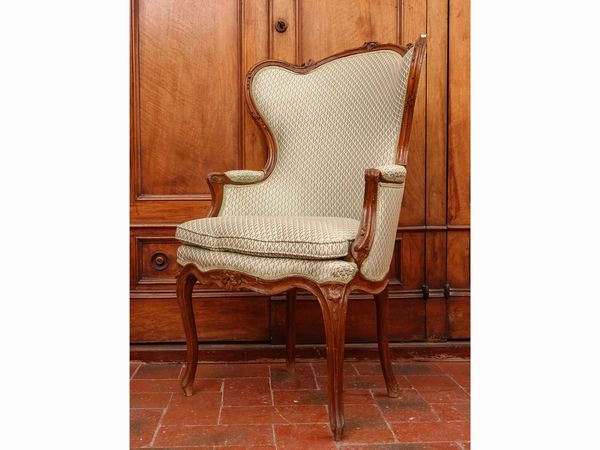 Poltroncina in noce  - Asta La casa classica. Stile intramontabile - Associazione Nazionale - Case d'Asta italiane