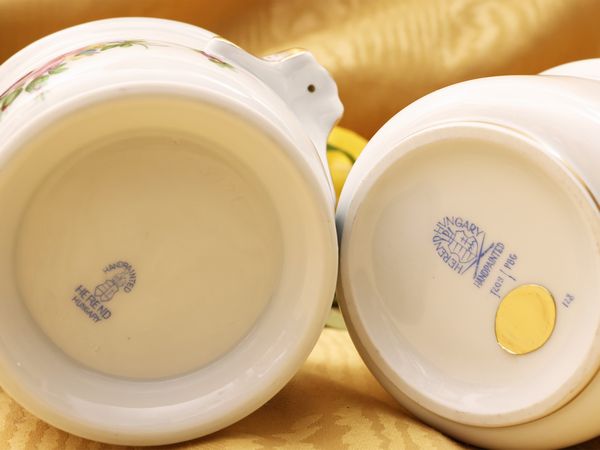 Due piccoli portavasi in porcellana, Herend  - Asta La casa classica. Stile intramontabile - Associazione Nazionale - Case d'Asta italiane