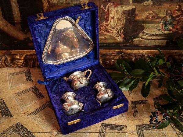 Lotto di curiosit�  - Asta La casa classica. Stile intramontabile - Associazione Nazionale - Case d'Asta italiane