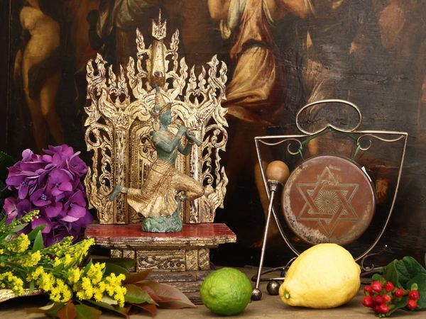 Lotto di curiosit� orientali  - Asta La casa classica. Stile intramontabile - Associazione Nazionale - Case d'Asta italiane