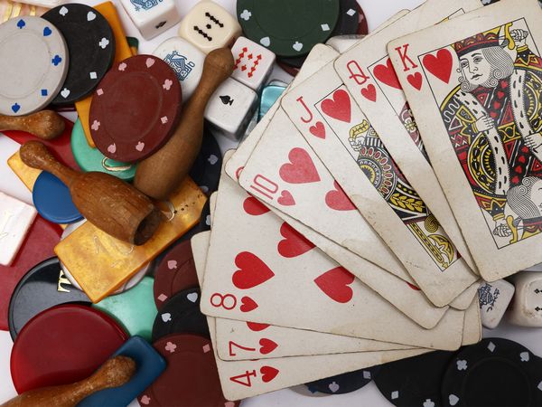 Assortimento di accessori da gioco  - Asta La casa classica. Stile intramontabile - Associazione Nazionale - Case d'Asta italiane