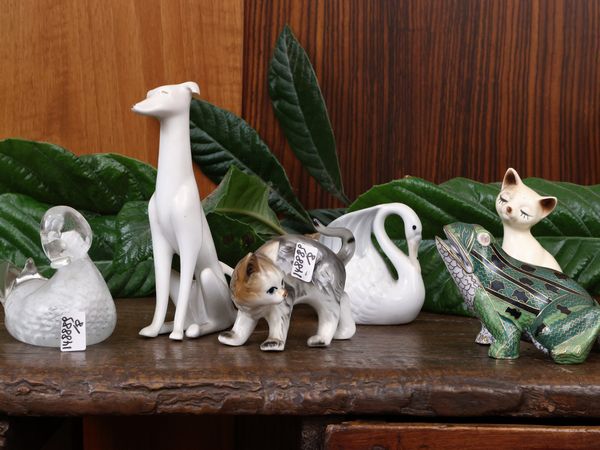 Lotto di curiosit� animalier in porcellana e ceramica  - Asta La casa classica. Stile intramontabile - Associazione Nazionale - Case d'Asta italiane