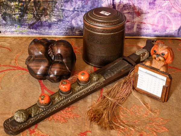 Lotto di curiosit� da scrivania  - Asta La casa classica. Stile intramontabile - Associazione Nazionale - Case d'Asta italiane