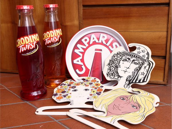 Lotto di curiosit� pubblicitarie  - Asta La casa classica. Stile intramontabile - Associazione Nazionale - Case d'Asta italiane