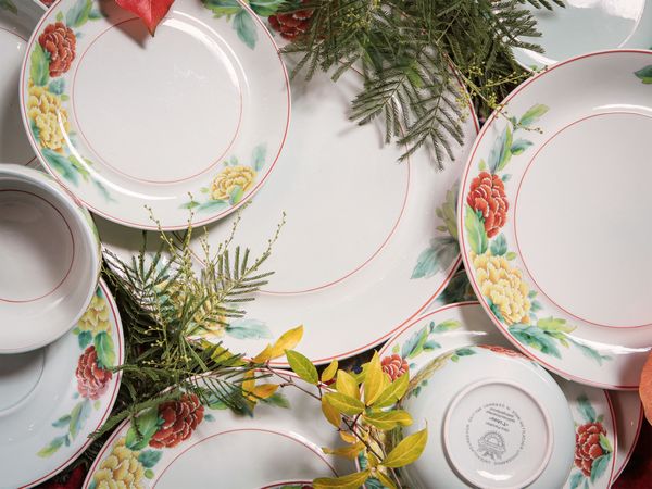 Servizio di piatti in porcellana, T'chou, Villeroy e Boch  - Asta La casa classica. Stile intramontabile - Associazione Nazionale - Case d'Asta italiane