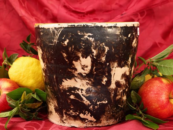 Antonio Mancini : Vaso in terracotta  - Asta La casa classica. Stile intramontabile - Associazione Nazionale - Case d'Asta italiane