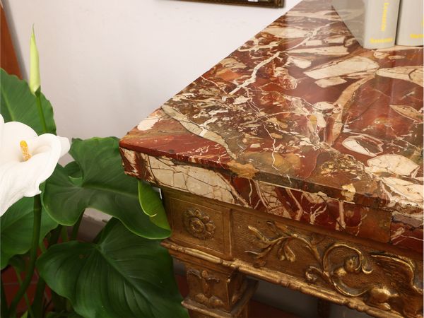 Console in legno intagliato e dorato  - Asta La casa classica. Stile intramontabile - Associazione Nazionale - Case d'Asta italiane