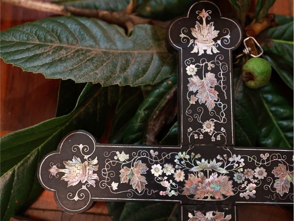 Lotto di oggetti devozionali  - Asta La casa classica. Stile intramontabile - Associazione Nazionale - Case d'Asta italiane