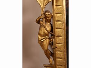 Specchiera con cornice in legno intagliato e dorato  - Asta La casa classica. Stile intramontabile - Associazione Nazionale - Case d'Asta italiane
