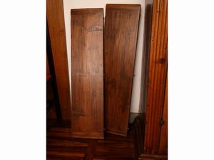 Tavolo da pranzo in noce  - Asta La casa classica. Stile intramontabile - Associazione Nazionale - Case d'Asta italiane