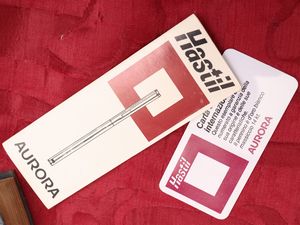 Penna stilografica Hastil Aurora, Marco Zanuso  - Asta La casa classica. Stile intramontabile - Associazione Nazionale - Case d'Asta italiane