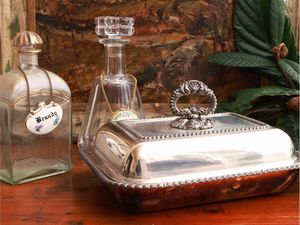 Assortimento di accessori da degustazione in cristallo e metallo argentato  - Asta La casa classica. Stile intramontabile - Associazione Nazionale - Case d'Asta italiane