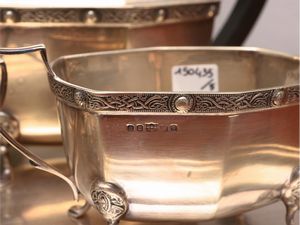 Servizio da t� e caff� in metallo argentato  - Asta La casa classica. Stile intramontabile - Associazione Nazionale - Case d'Asta italiane