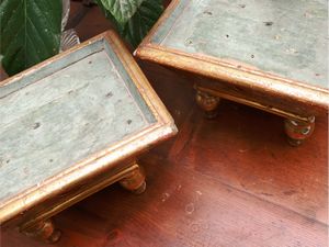 Coppia di fioriere in legno intagliato dorato e argentato  - Asta La casa classica. Stile intramontabile - Associazione Nazionale - Case d'Asta italiane