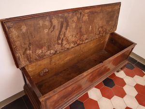 Cassapanca in noce  - Asta La casa classica. Stile intramontabile - Associazione Nazionale - Case d'Asta italiane