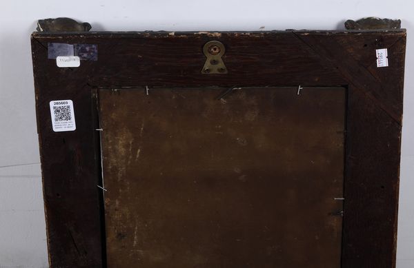 Scuola del XVIII secolo Ritratto di prelato entro ghirlanda di fiori  - Asta Dipinti Antichi - Associazione Nazionale - Case d'Asta italiane