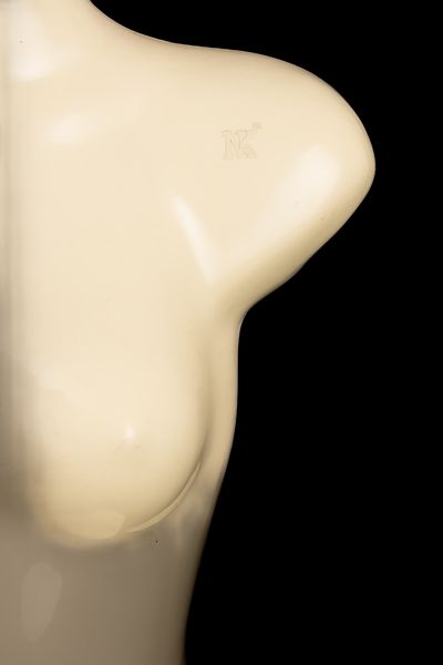 Busto Fiorucci.  - Asta POP Culture e Manifesti d'epoca - Associazione Nazionale - Case d'Asta italiane