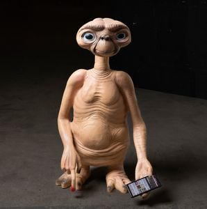 Statua ET.  - Asta POP Culture e Manifesti d'epoca - Associazione Nazionale - Case d'Asta italiane