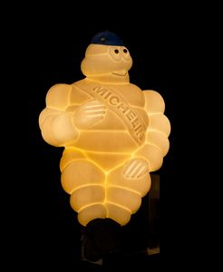 Bibendum Michelin.  - Asta POP Culture e Manifesti d'epoca - Associazione Nazionale - Case d'Asta italiane