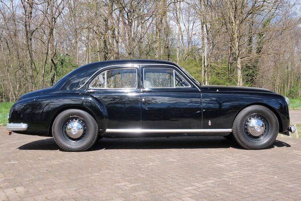 Alfa Romeo : 6C 2500 Sport (Pinin Farina)  - Asta Automobili da Collezione - Associazione Nazionale - Case d'Asta italiane