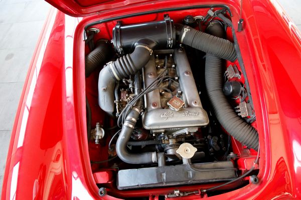 Alfa Romeo : Giulietta spider veloce (Pinin Farina)  - Asta Automobili da Collezione - Associazione Nazionale - Case d'Asta italiane