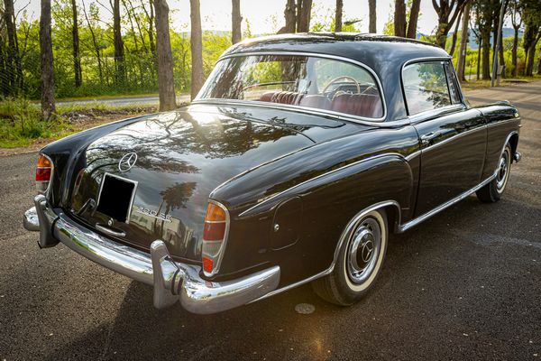 Mercedes-Benz : 220 SE Coup (Mercedes-Benz)  - Asta Automobili da Collezione - Associazione Nazionale - Case d'Asta italiane