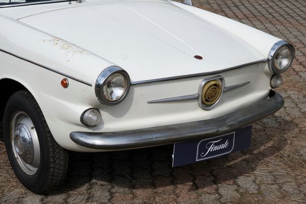 FIAT : 750 Spyder (Carrozzeria Alfredo Vignale & C.)  - Asta Automobili da Collezione - Associazione Nazionale - Case d'Asta italiane
