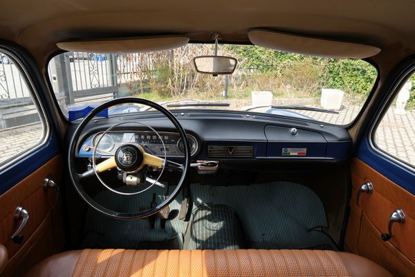 Alfa Romeo : Giulietta (Alfa Romeo)  - Asta Automobili da Collezione - Associazione Nazionale - Case d'Asta italiane