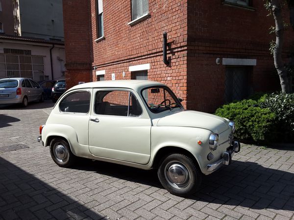FIAT : 600 D  - Asta Automobili da Collezione - Associazione Nazionale - Case d'Asta italiane