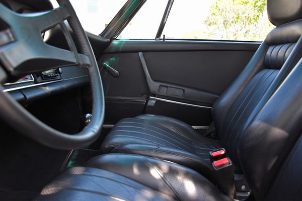 Porsche : 911 T (Karmann)  - Asta Automobili da Collezione - Associazione Nazionale - Case d'Asta italiane