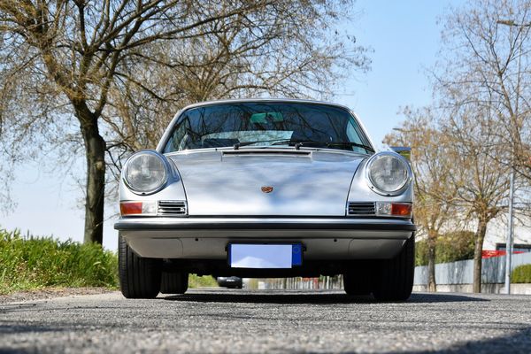 Porsche : 911 T (Karmann)  - Asta Automobili da Collezione - Associazione Nazionale - Case d'Asta italiane