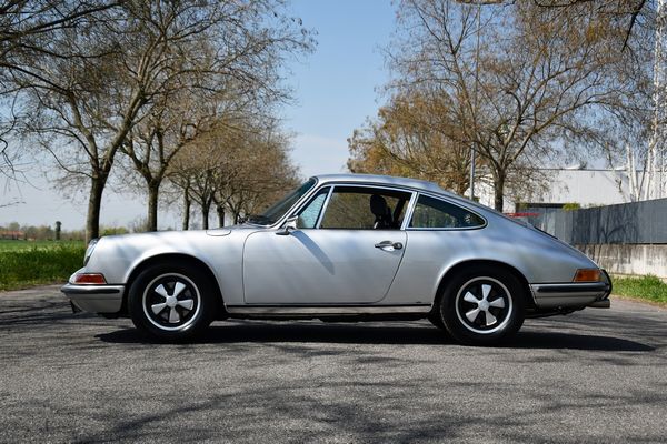Porsche : 911 T (Karmann)  - Asta Automobili da Collezione - Associazione Nazionale - Case d'Asta italiane