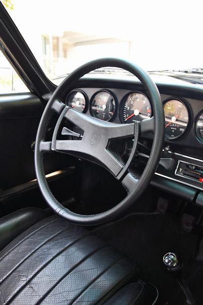 Porsche : 911 T (Karmann)  - Asta Automobili da Collezione - Associazione Nazionale - Case d'Asta italiane