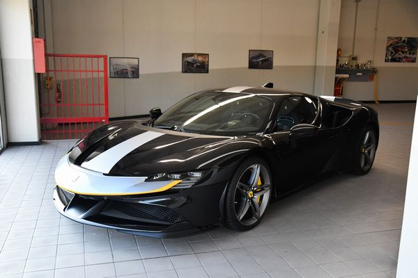 Ferrari : SF90 Stradale Assetto Fiorano (Ferrari)  - Asta Automobili da Collezione - Associazione Nazionale - Case d'Asta italiane