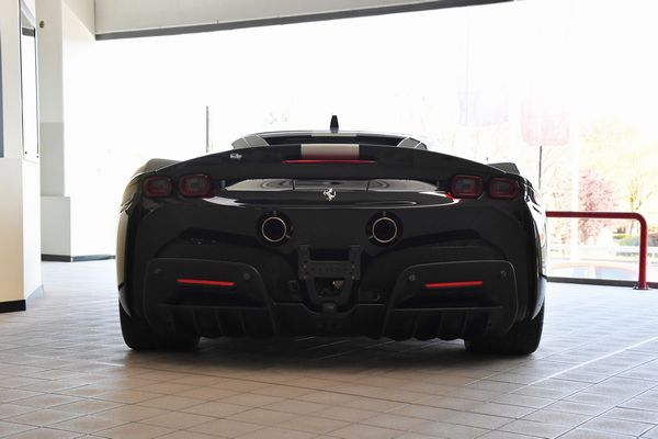 Ferrari : SF90 Stradale Assetto Fiorano (Ferrari)  - Asta Automobili da Collezione - Associazione Nazionale - Case d'Asta italiane