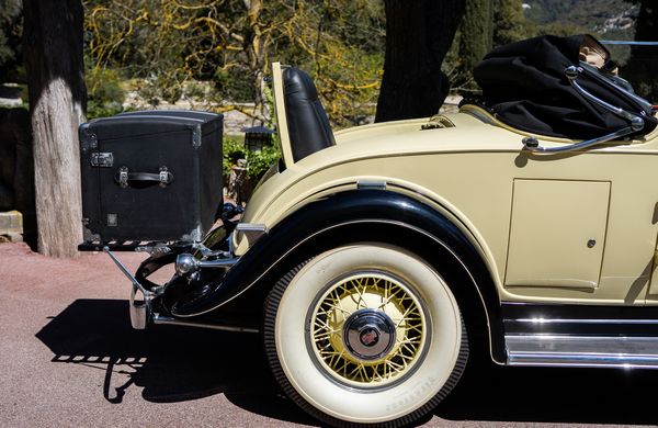 Cadillac : V-12 (Fleetwood)  - Asta Automobili da Collezione - Associazione Nazionale - Case d'Asta italiane