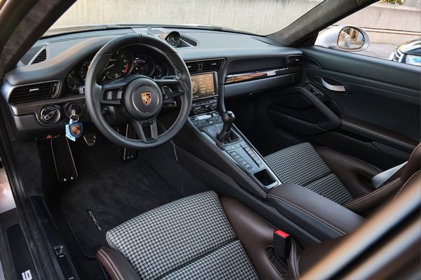 Porsche : 991 R (Porsche)  - Asta Automobili da Collezione - Associazione Nazionale - Case d'Asta italiane