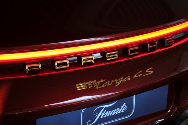 Porsche : 911 Targa 4S Heritage Design Edition (Porsche)  - Asta Automobili da Collezione - Associazione Nazionale - Case d'Asta italiane