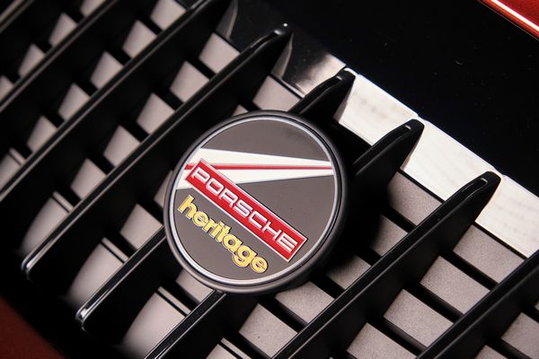 Porsche : 911 Targa 4S Heritage Design Edition (Porsche)  - Asta Automobili da Collezione - Associazione Nazionale - Case d'Asta italiane