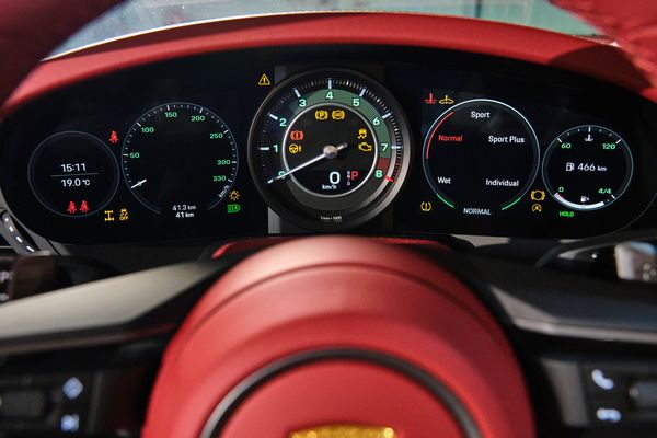 Porsche : 911 Targa 4S Heritage Design Edition (Porsche)  - Asta Automobili da Collezione - Associazione Nazionale - Case d'Asta italiane