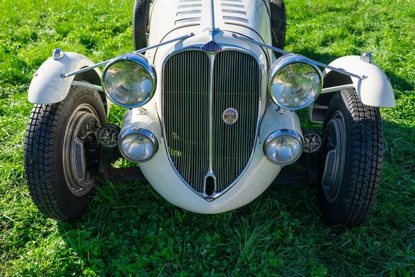 Delahaye : 134/135 (in Figoni et Falaschi style)  - Asta Automobili da Collezione - Associazione Nazionale - Case d'Asta italiane