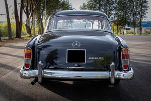 Mercedes-Benz : 220 SE Coup (Mercedes-Benz)  - Asta Automobili da Collezione - Associazione Nazionale - Case d'Asta italiane