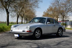 Porsche - 911 T (Karmann)