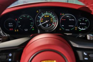 Porsche : 911 Targa 4S Heritage Design Edition (Porsche)  - Asta Automobili da Collezione - Associazione Nazionale - Case d'Asta italiane