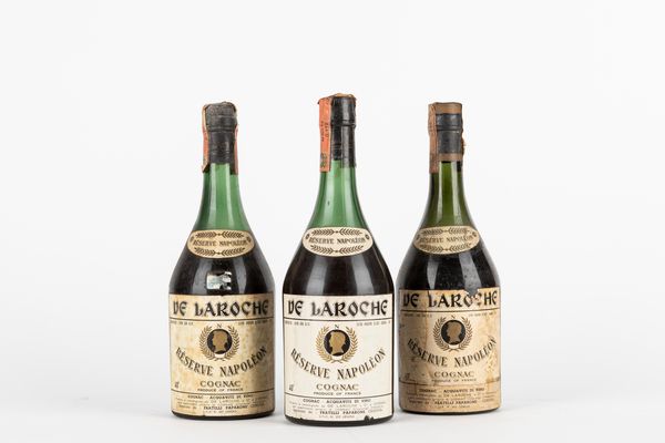 FRANCIA : De Laroche Reserve Napoleon Cognac (3 BT)  - Asta Vini e Distillati - Associazione Nazionale - Case d'Asta italiane
