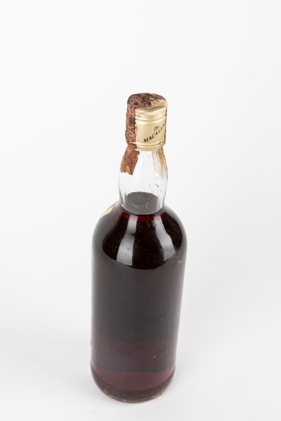 Scozia : Macallan  - Asta Vini e Distillati - Associazione Nazionale - Case d'Asta italiane