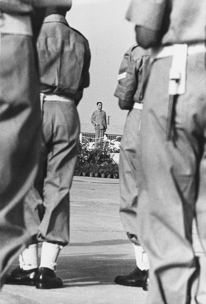 Calogero Cascio : Ciu En Lai in New Delhi Airport  - Asta Fotografia: Under 1K - Associazione Nazionale - Case d'Asta italiane